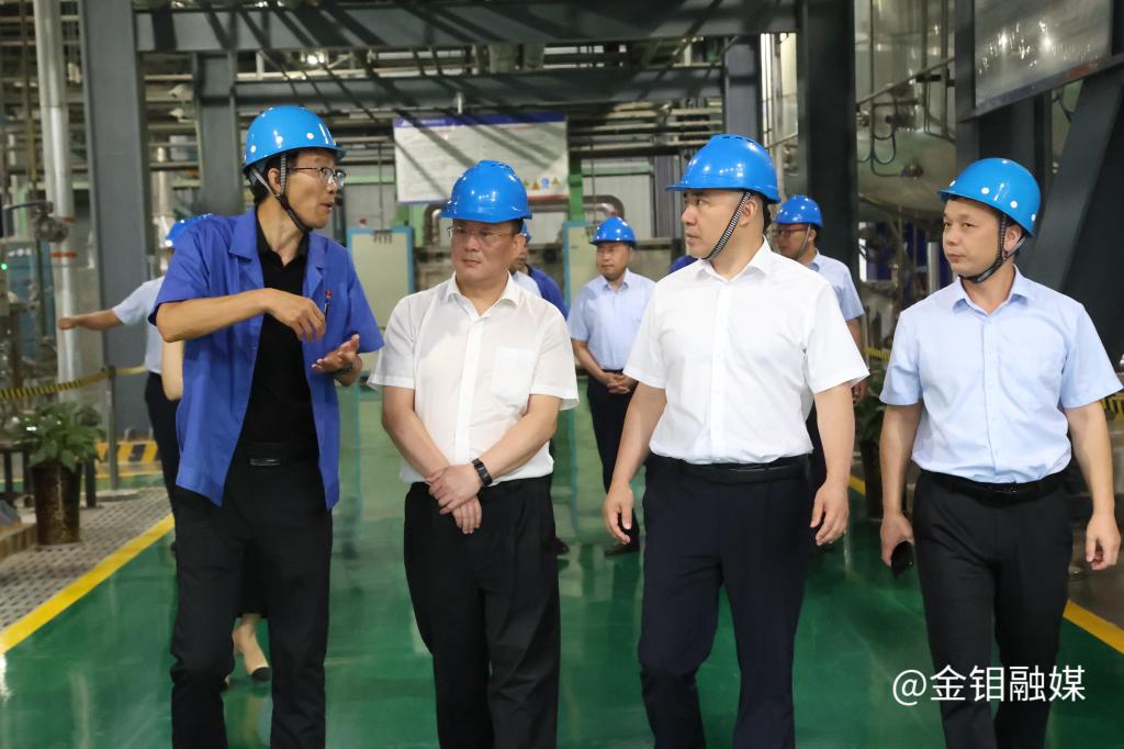 20240707-周毅到化学调研.JPG