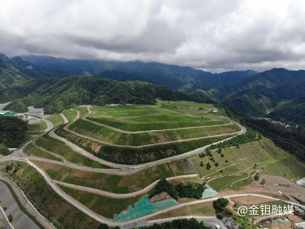 20231206-金堆矿区采矿场及排土场区域得到治理.jpg